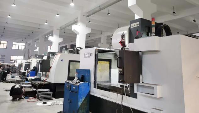 yongzhu aluminium die casting company workshop industry cnc machining